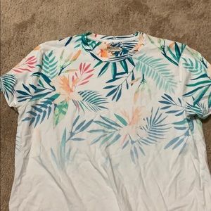 hollister flowery shirt
